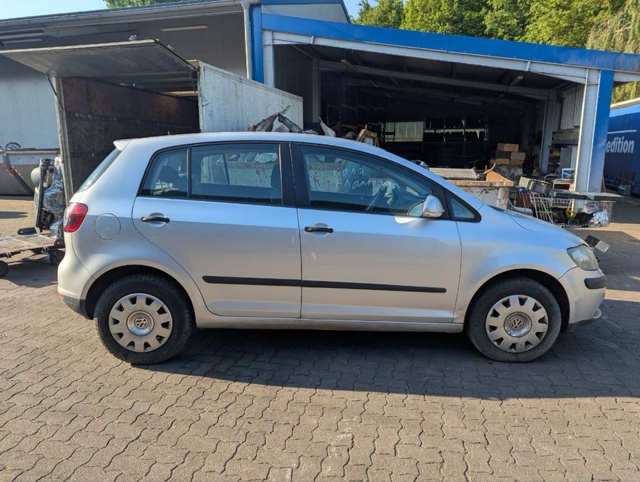 Розборка Гольф Плюс шрот запчасти VW Golf Plus 2004-2014 LA7W