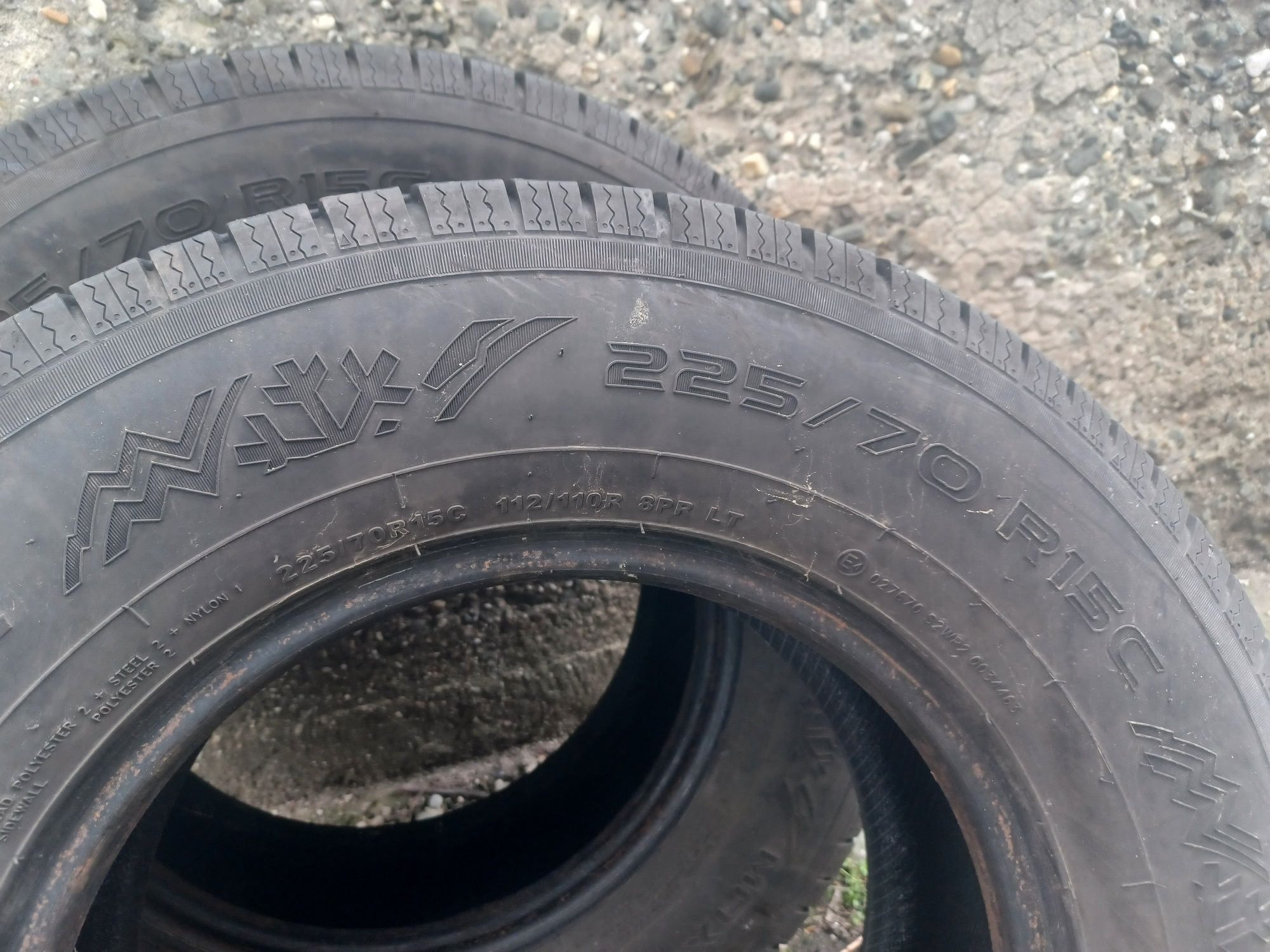 Opony 225/70 R15 C