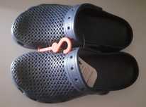 Crocs novas c/etiqueta tamanho 38