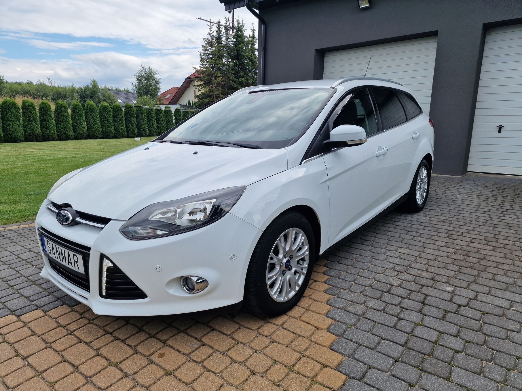Ford Focus Mk3 1.6 TI-VCT Titanium Bezwypadkowy Opłacony bogate wyposażenie