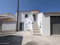 Moradia T1+1 em S. P. de Alva