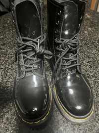 Botas Dr Martens tamanho 37