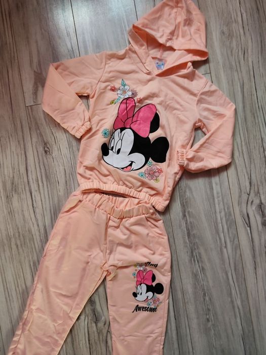 Dres dla dziewczynki 122 nowy