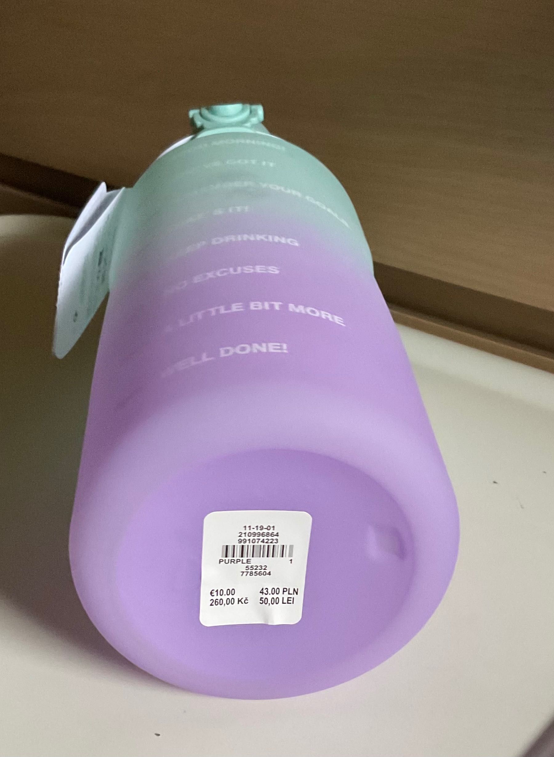 Primark Motywacyjna Butelka ze słomką na wodę  2,3 l