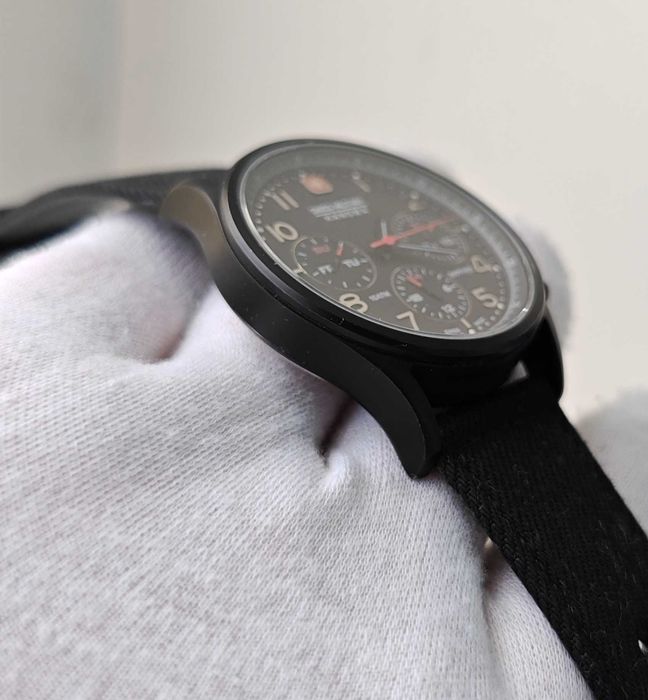 Чоловічий годинник Swiss Military Hanova 100m 44mm Sapphire