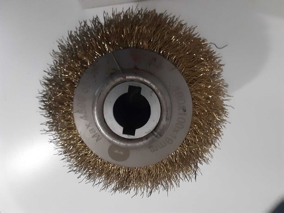 Szczotka do postarzania drewna