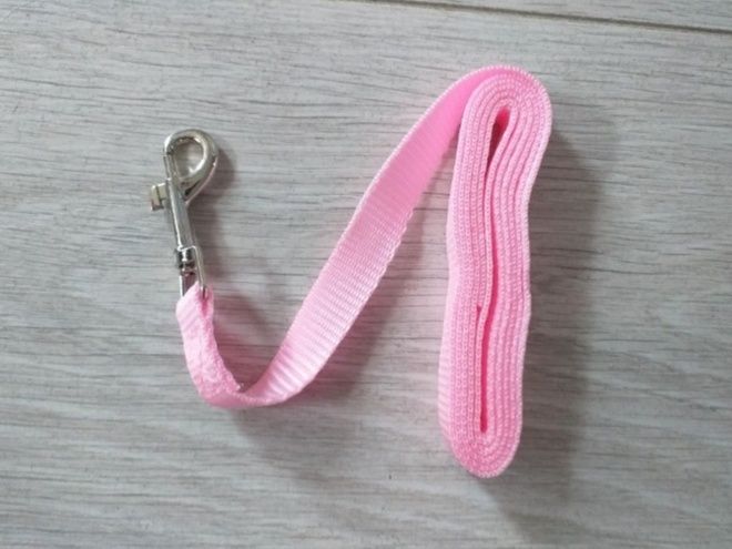 Różowa smycz dla psa, długość 1,2m