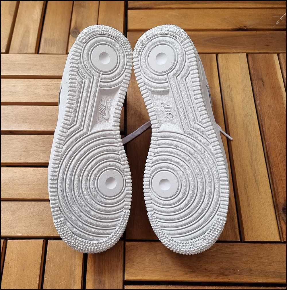 Nowe Oryginalne Nike Air Force 1 Low '07 Białe r. 38,5 / 24,5cm Wawa