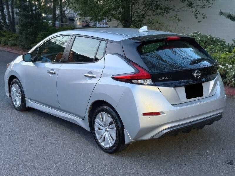 2023 Nissan LEAF S
