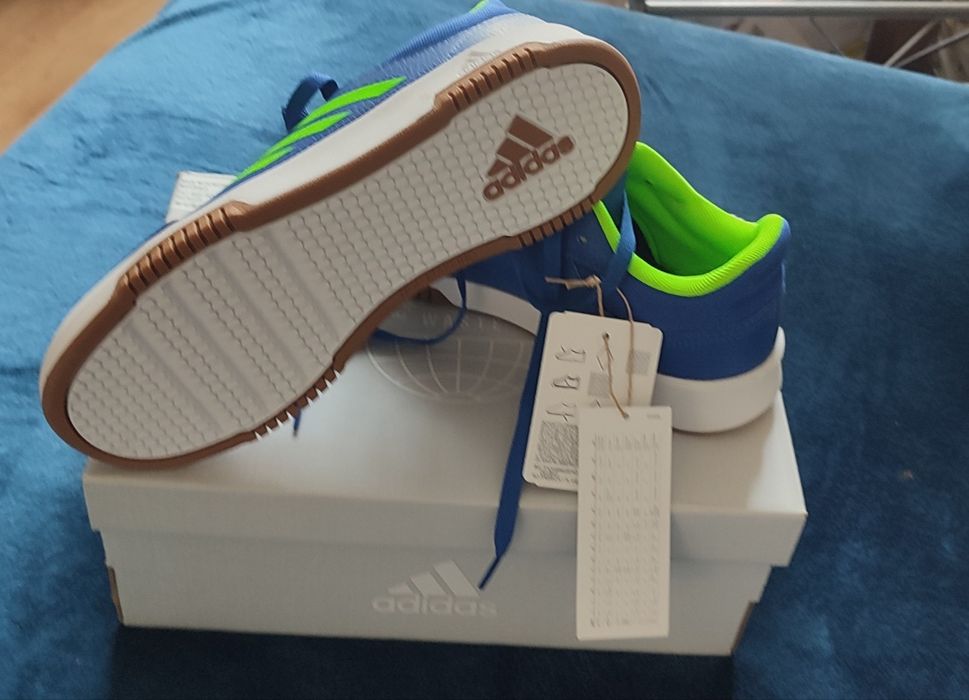 Buty sportowe adidas-39