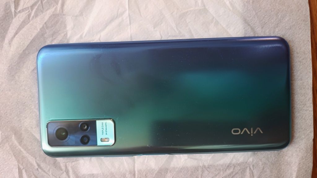 Смартфон Vivo Y31