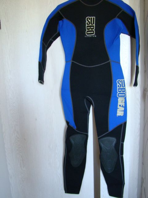 Pianka do nurkowania , surfingu damska 3mm M, skafander do nurkowania