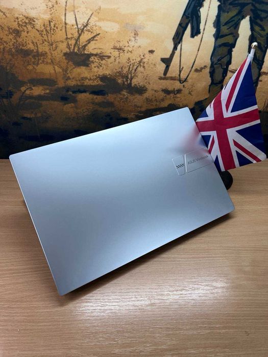 ASUS VivoBook 15 OLED M1505YA 15,6" OLED FHD Ryzen 7 7730U 16/512Gb