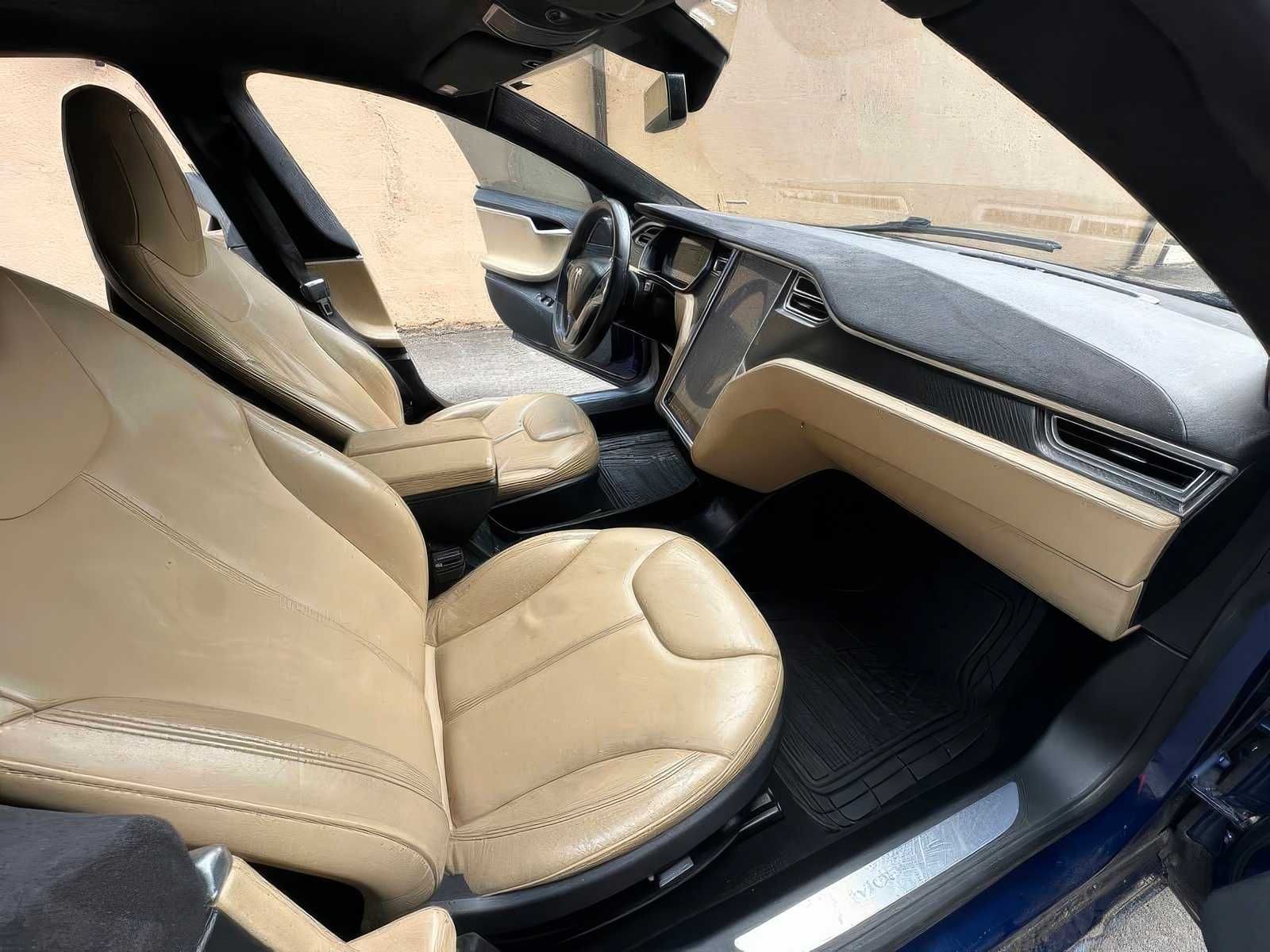 2015 Tesla Model S 85D