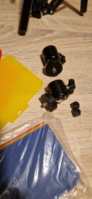 Zestaw studyjny, statywy, LED