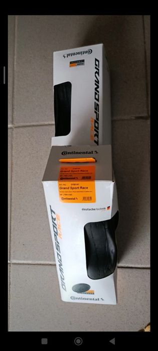 Pneus Continental Grand Sport Race