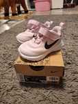 Buty Nike Revolution 21