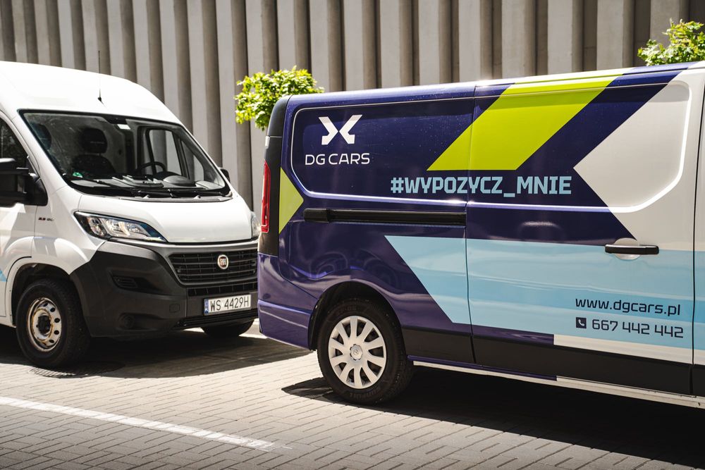 Wypożyczalnia samochodów dostawczych, wynajem busów, 9-osobowy DG Cars