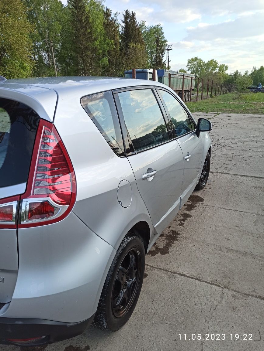 Продам  Рено Сценік 3 Торг