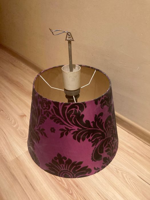 Sprzedam stylową lampę wiszącą