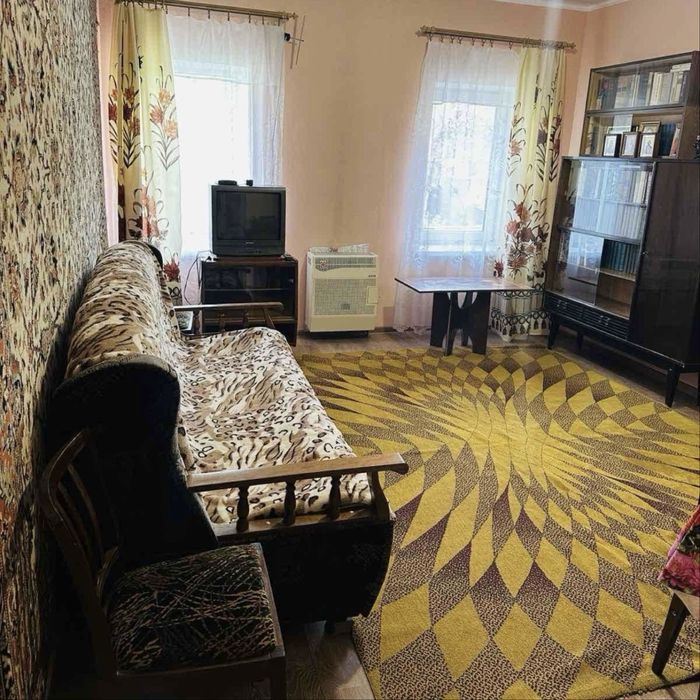 Центр міста частина будинку вільна до заселення