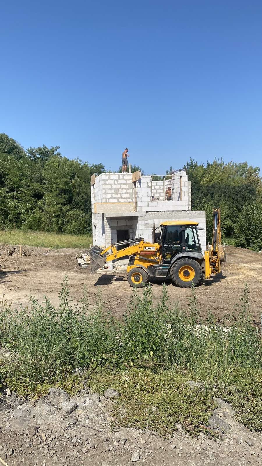 Продаж будинку Підгірці,Новообухівська,двоповерховий,в стадії будів