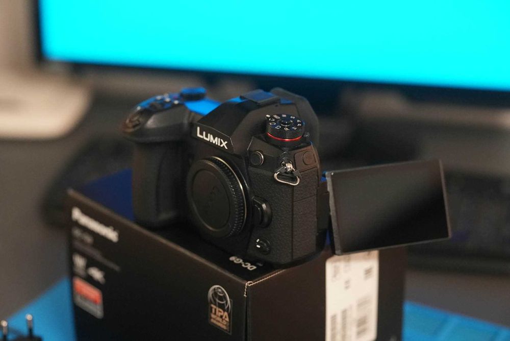 Фотоапарат Panasonic Lumix DC-G9 body з дод. комплектом.