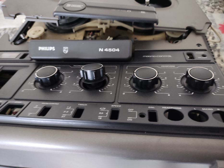 Philips N 4504 Reparo/Peças