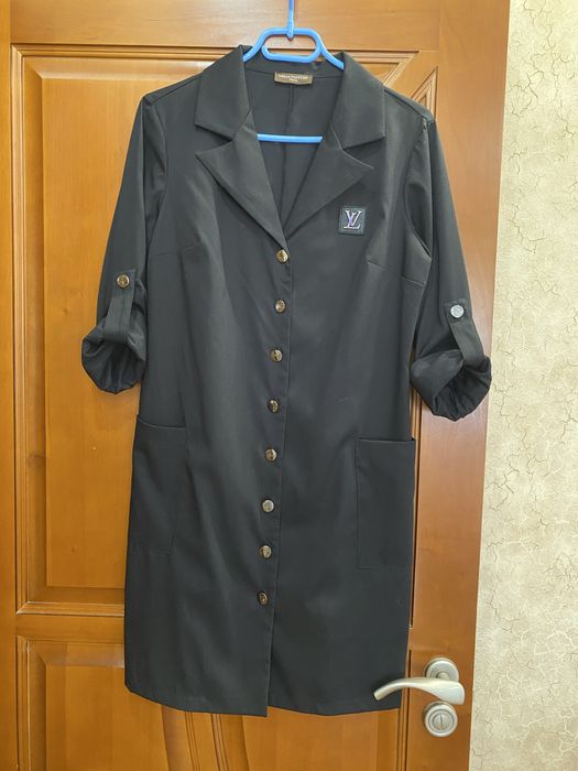 Черное платье с поясом размер s-m