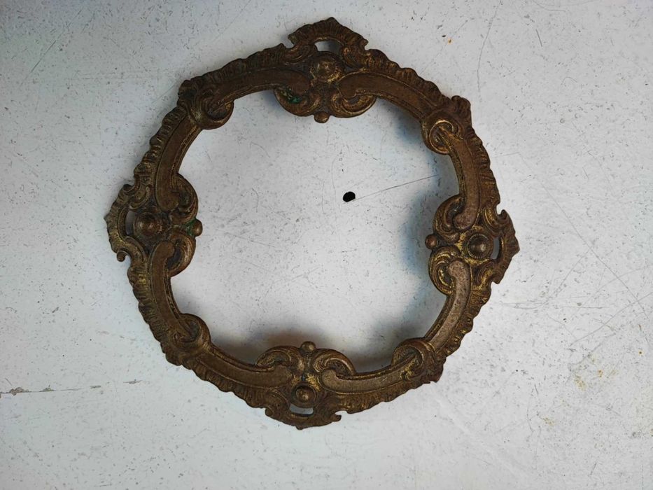 Secesyjna mosiężna podstawa pod lampka,naftowa itp.