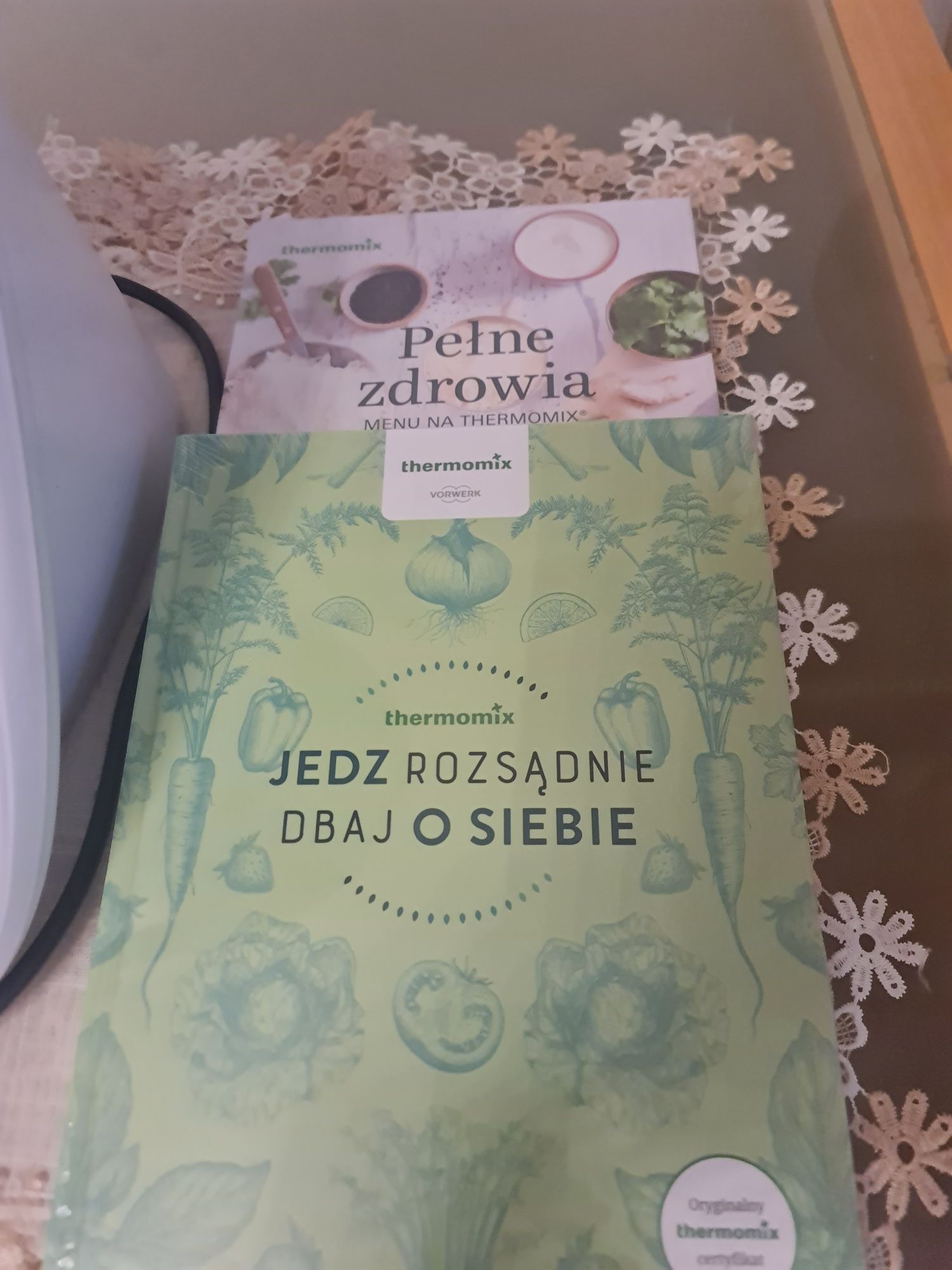 Thermomix 6  biały +obbieraczka, szatkownica + spirelizer