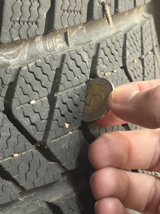 Pirelli sottozero winter 245/40/20 jedna opona  zimowe