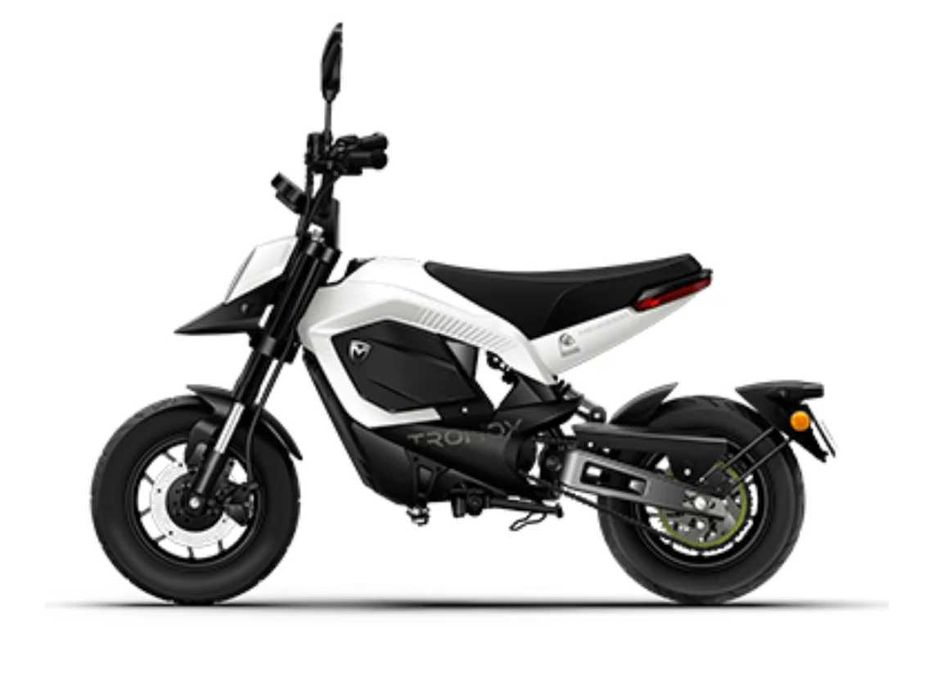 TROMOX Mino e-moto (*Oferta de capacete)