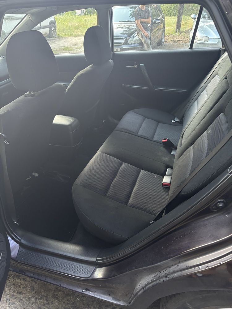 Mazda 6 2.0 benzynka, klima w dobrym stanie