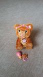FurReal Friends Woodland Sparkle Baby Bear, Interaktywny niedżwiadek