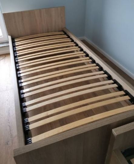 Łóżko 209cmx97cm rama plus stelaż i materac