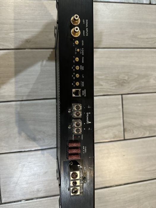 Моноблок Автомобильный E.O.S