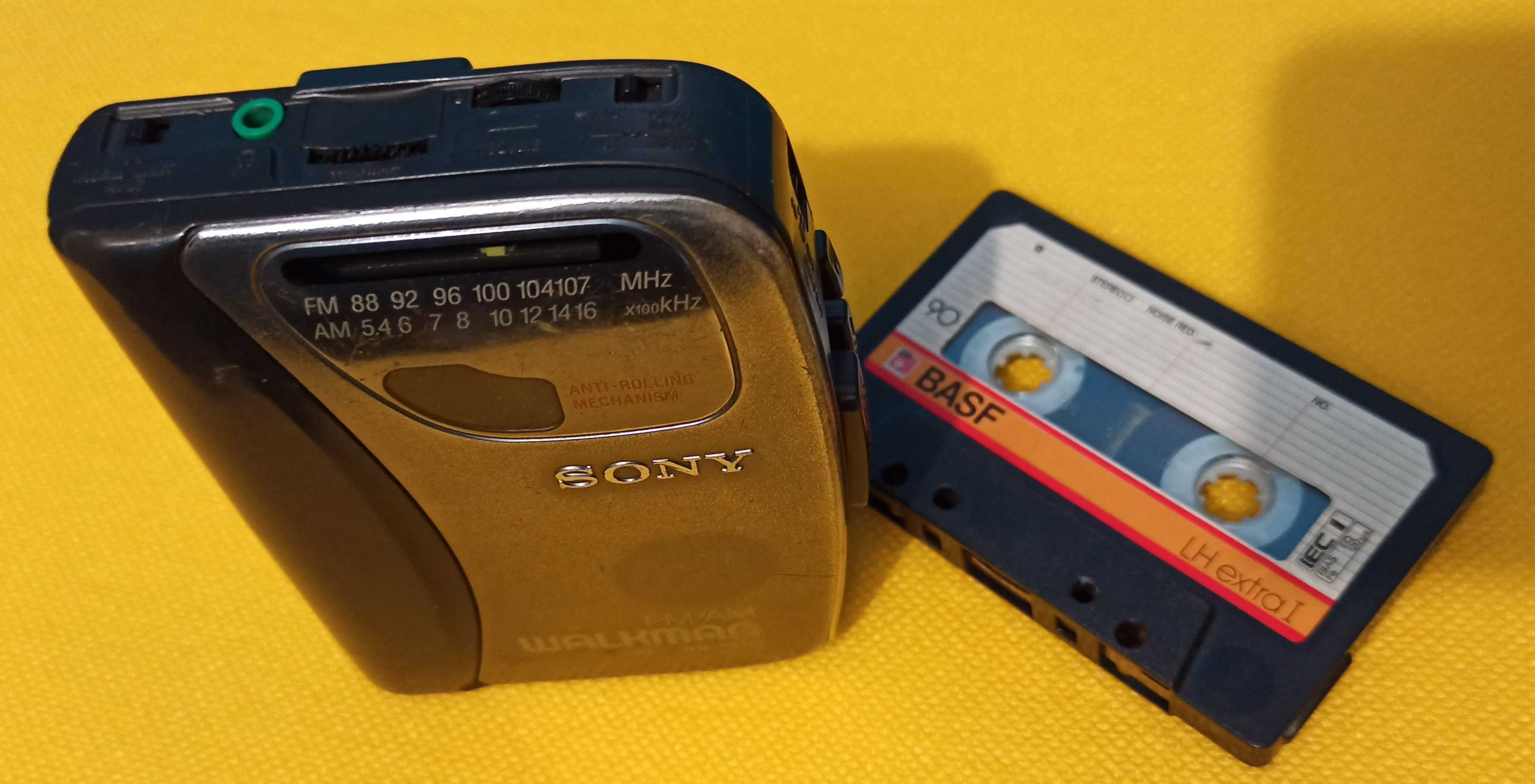 Плеер кассетный Sony Walkman WM-FX121