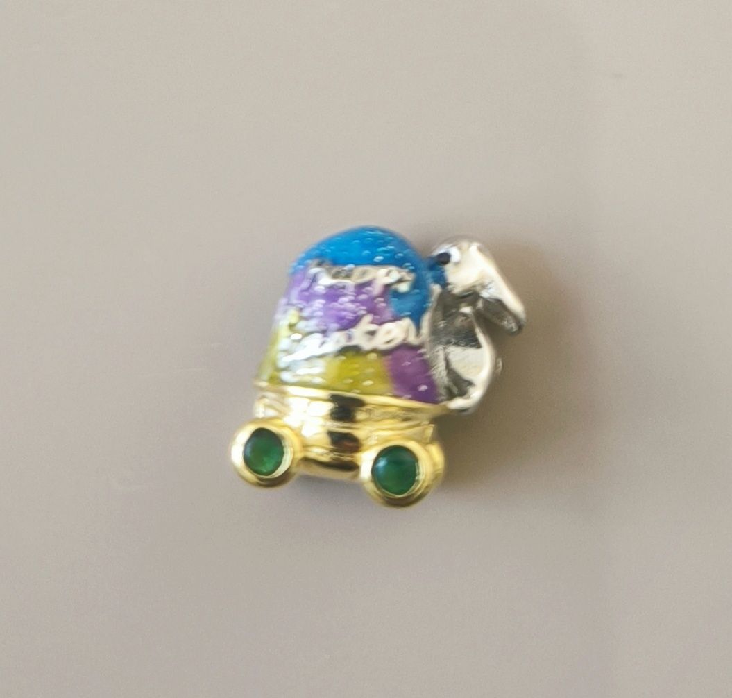 Charms zawieszka srebrna Królik Wielkanocny z Jajkiem S925
