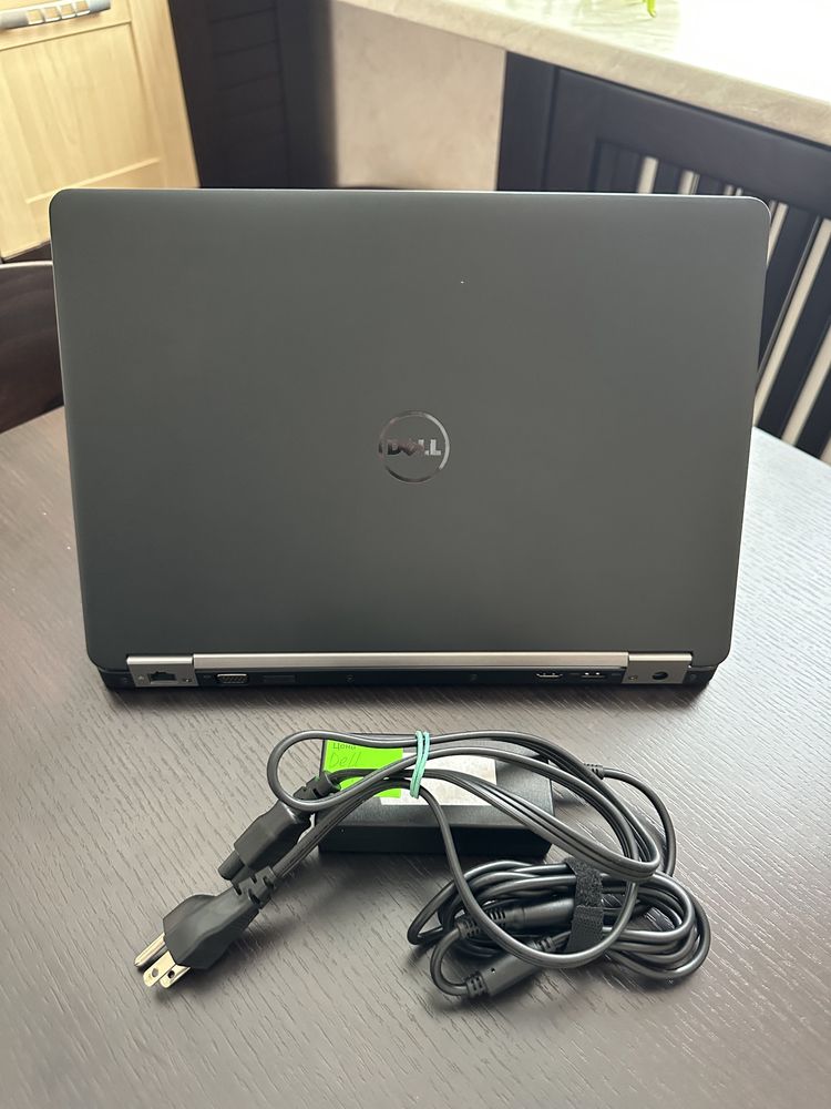 Dell latitude E5470 14“/i5-6300U/8GB DDR4/256GB SSD/ HD Graphics 520