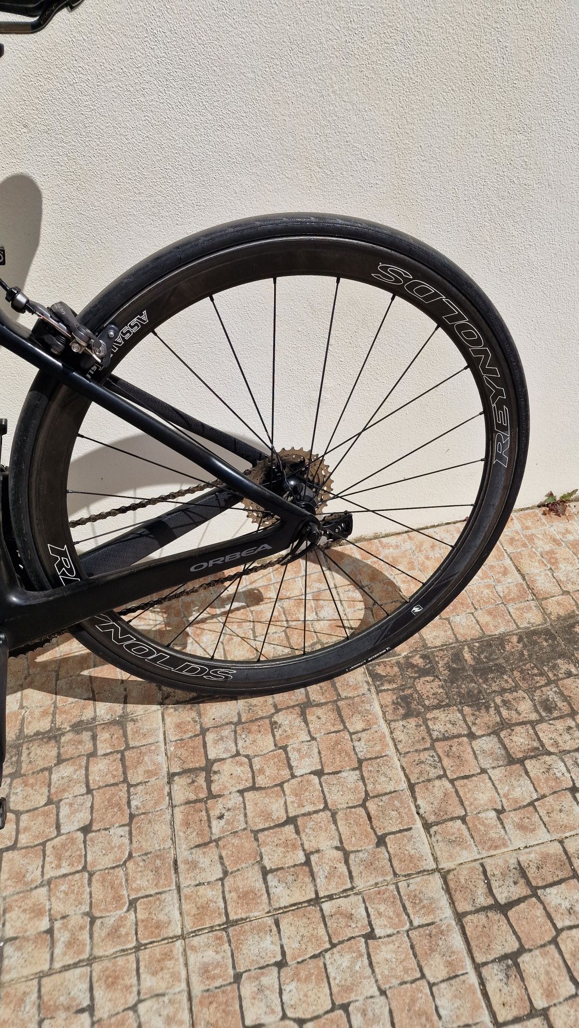 Rodas estrada carbono Reynolds