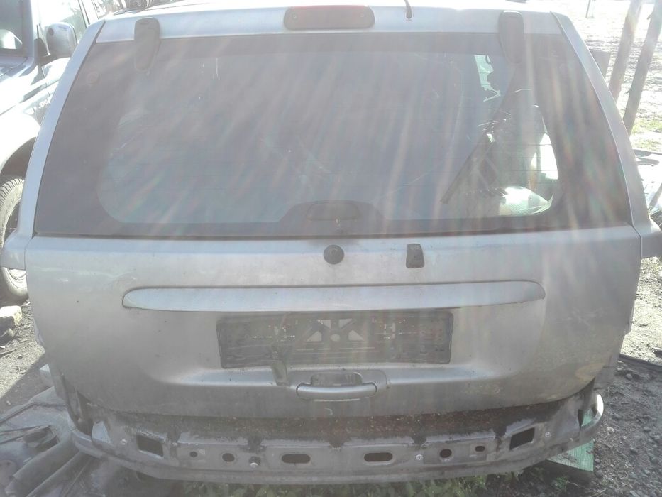 Ляда. Задні двері на джип 1991—2004.рік