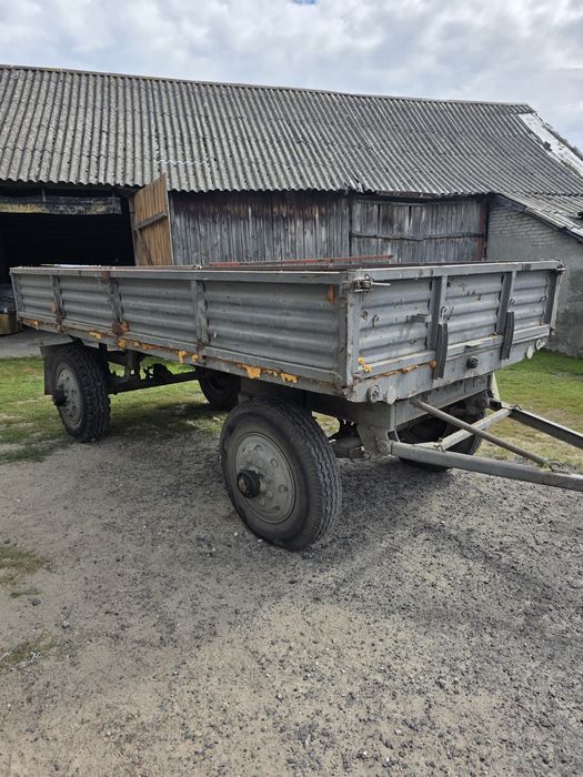 Sprzedam przyczepę Sprzedam pługi