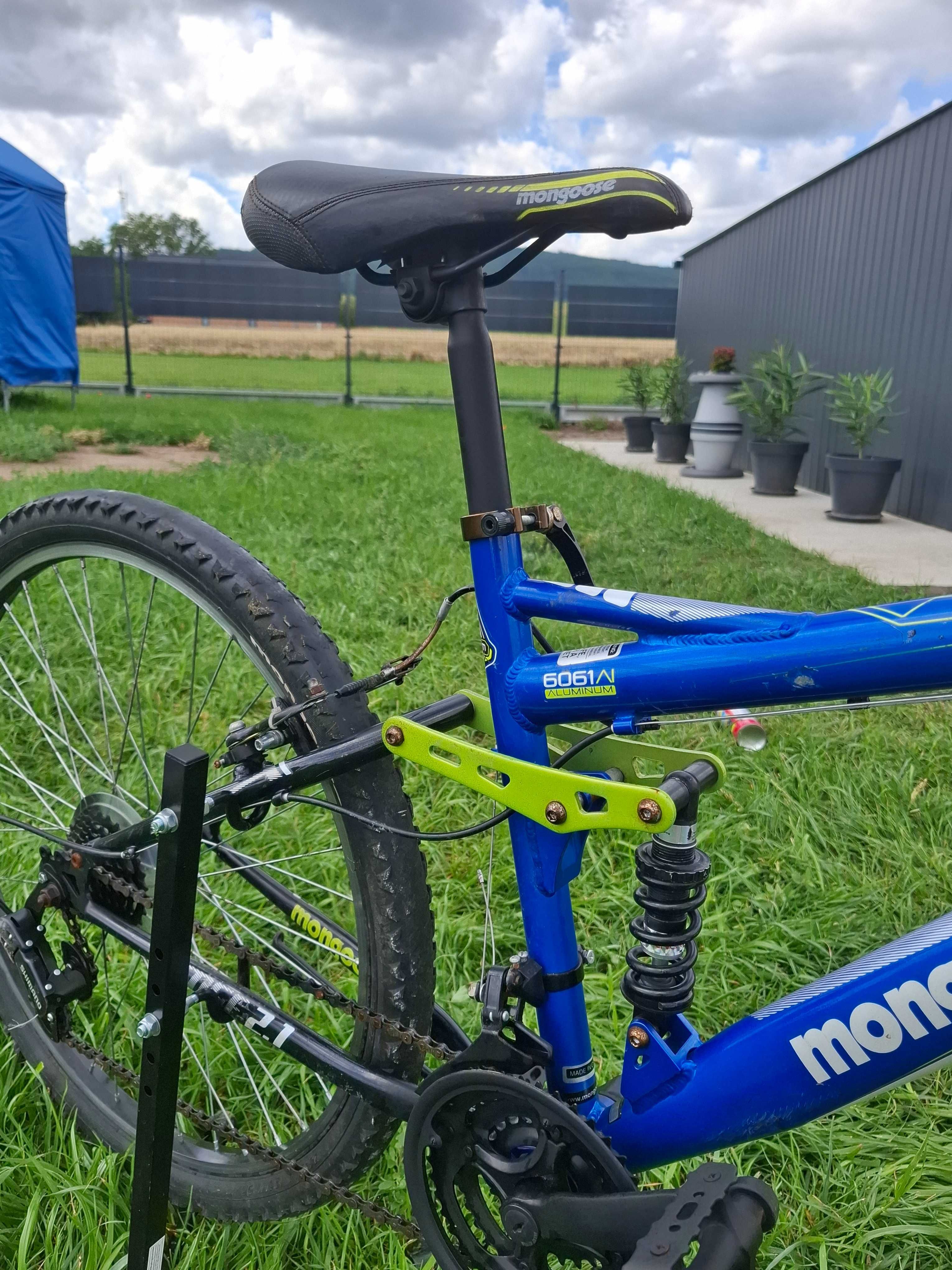 mongoose ledge 2.1