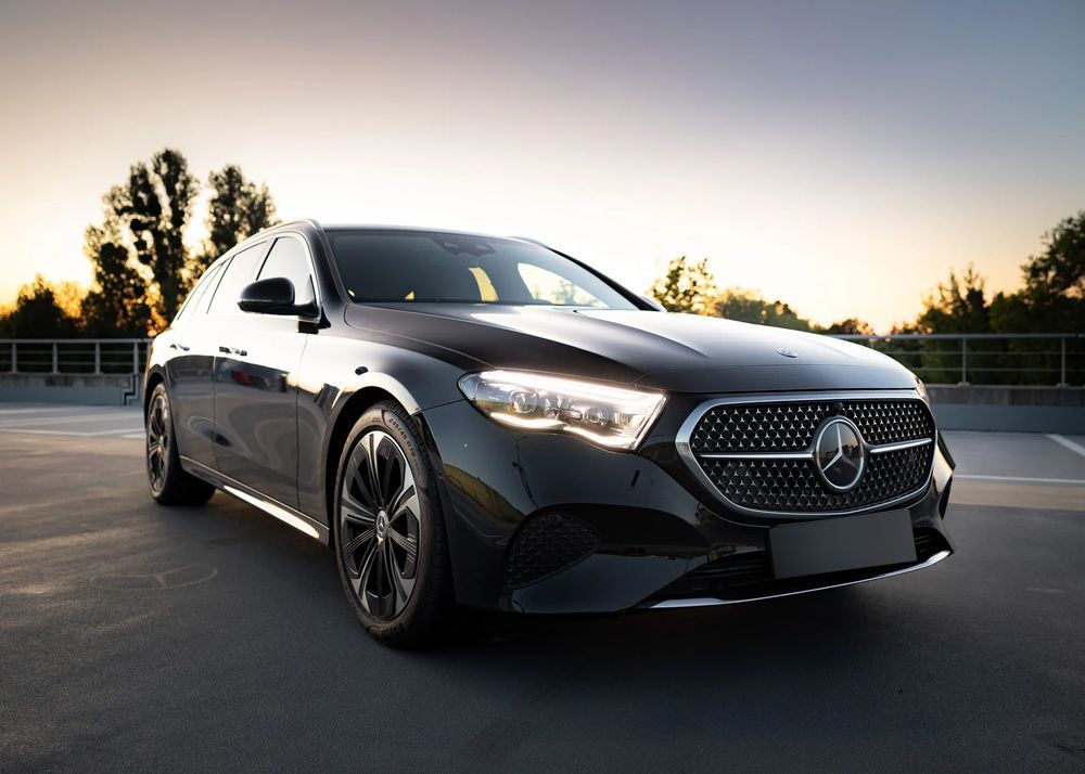 Mercedes-Benz Klasa E Prosto z salonu, nowa dwuletnia gwarancja "MłodeGwiazdy", stan idealny