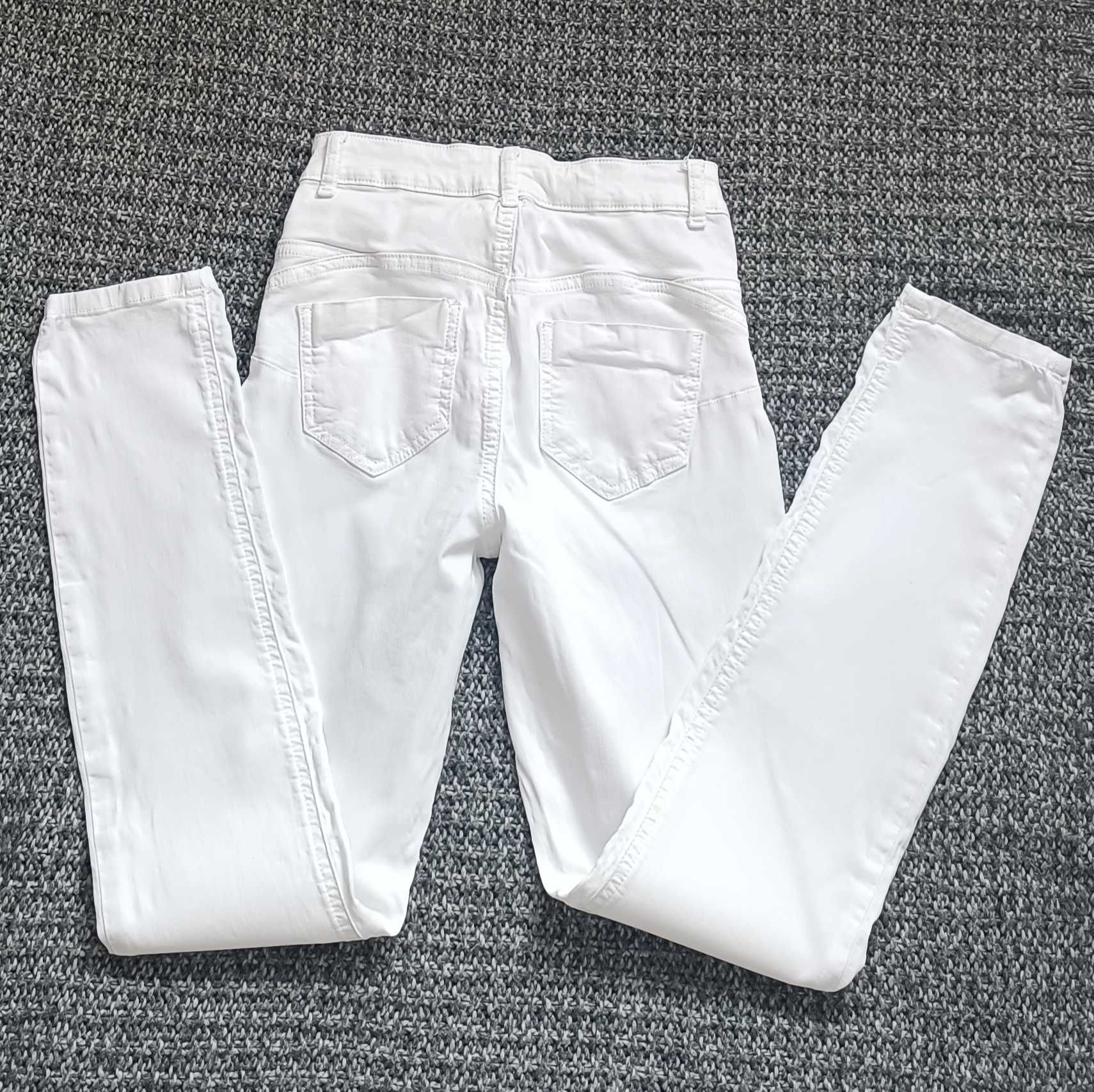 Calzedonia białe jeansy push up