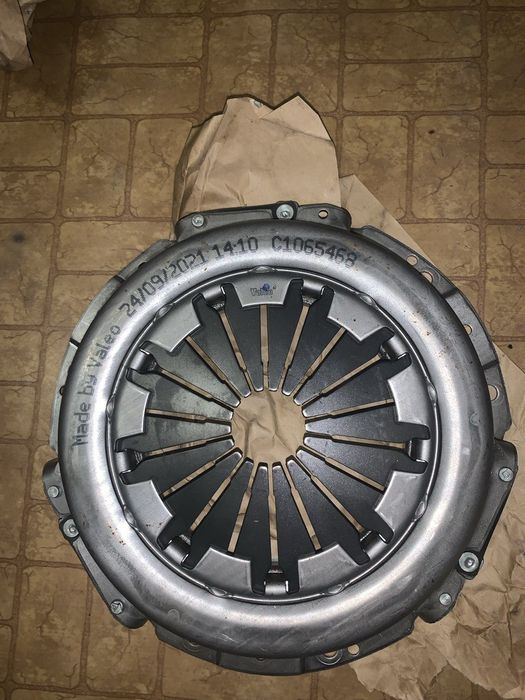 Запчасти сцепления Chevrolet Niva