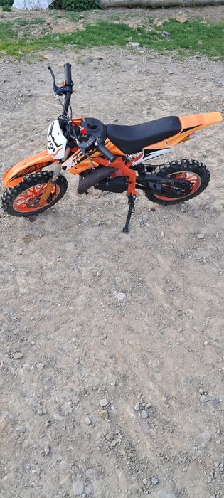 Mini.    cross.   50