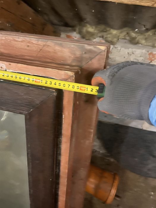 Dwa okna drewniane z demontażu