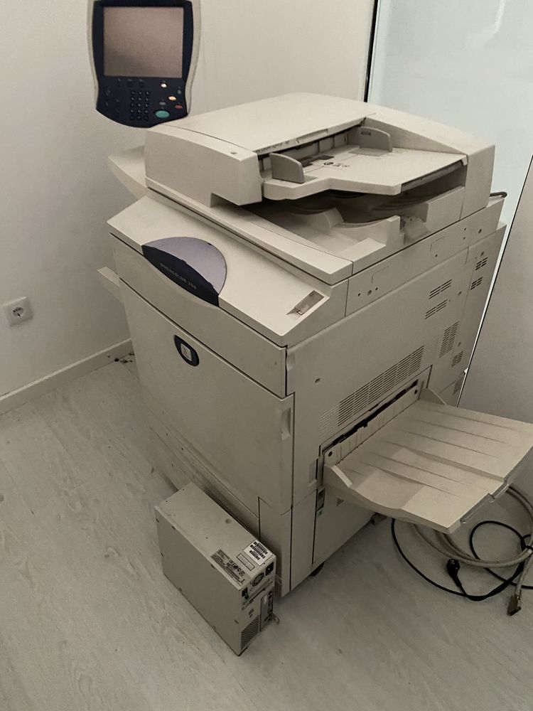 Multifunçoes Xerox 250 Laser a cores mais consumiveis
